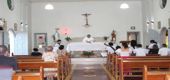 Diretoria do HSVP e Coral Campina Verde realizam missa especial para as mães